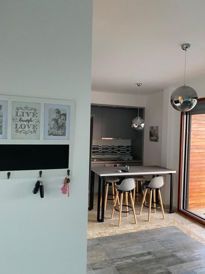 Bitcoin And Ethereum Deluxe Apartments Bar Extérieur photo