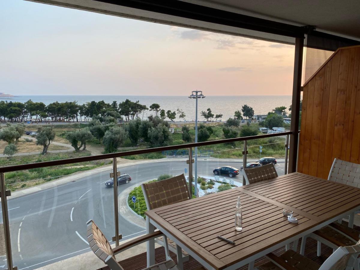 Bitcoin And Ethereum Deluxe Apartments Bar Extérieur photo