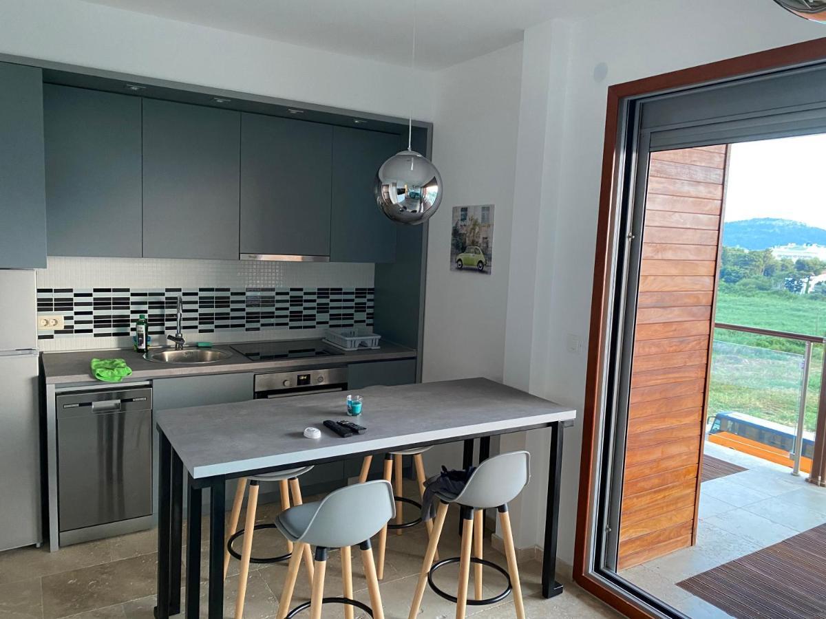 Bitcoin And Ethereum Deluxe Apartments Bar Extérieur photo