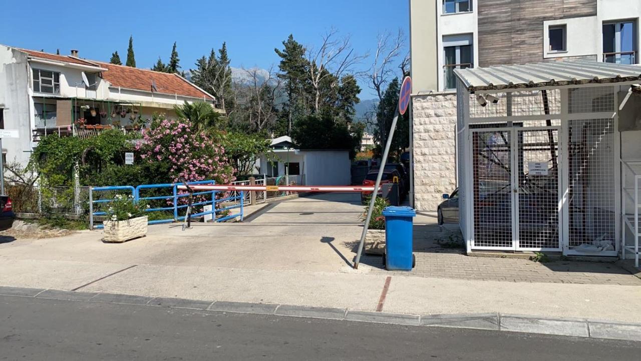 Bitcoin And Ethereum Deluxe Apartments Bar Extérieur photo