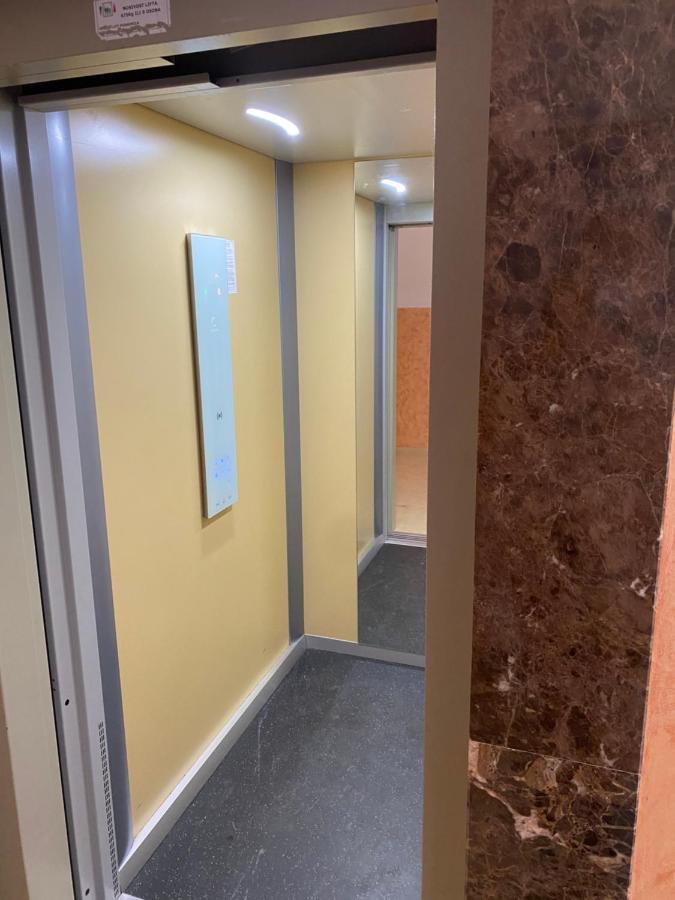 Bitcoin And Ethereum Deluxe Apartments Bar Extérieur photo